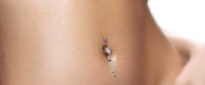 Bauchnabelpiercing