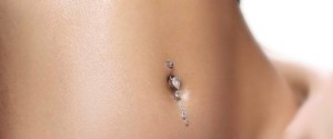 Bauchnabelpiercing